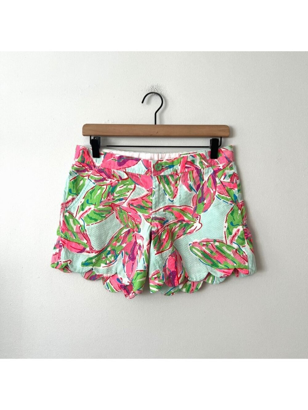 Lilly Pulitzer Buttercup Shorts Pink Green Leaf Tropical Print Women's Size 0